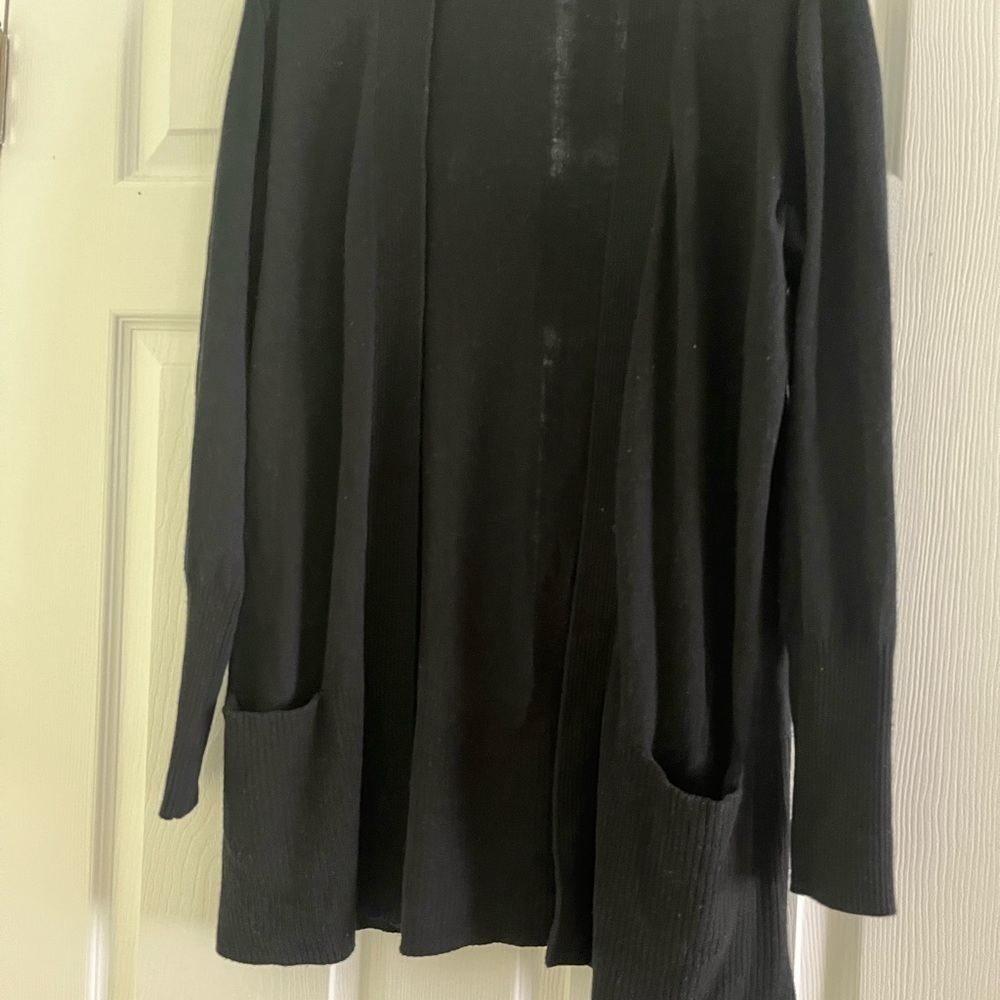 Women’s cardigan with pockets